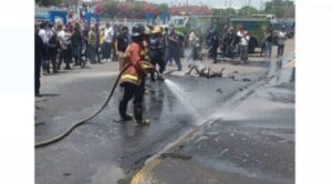 Hombre muere calcinado durante explosión de transformador en Ciudad Chinita