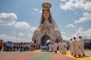Inaugurada impresionante Capilla de 17 Metros en honor a la Virgen del Valle en Carúpano