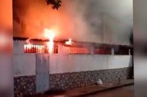 Incendio devastador en Caracas: parcelamiento Güeregüere Afectado