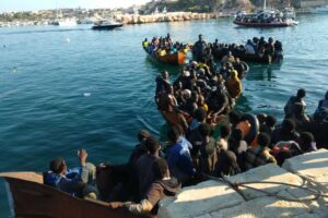Italia se ve superada con más de 2 mil migrantes africanos en un solo día