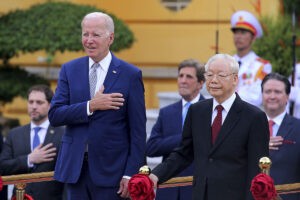 Joe Biden visita Vietnam para firmar una asociacin estratgica entre los dos pases mirando a China