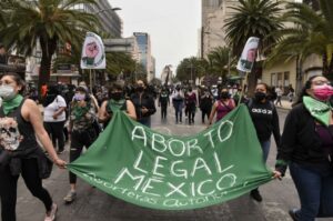 Justicia mexicana legaliza el aborto en todas las instalaciones públicas de salud