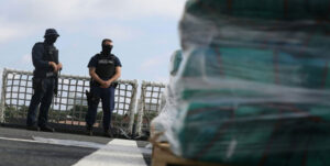 La Guardia Costera de EEUU decomisó cocaína valorada en $160 millones