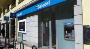 La financiera del Sabadell debuta en el mercado con un fondo de 660 millones
