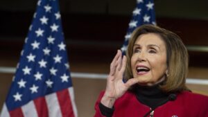 La legisladora demócrata Nancy Pelosi, de 83 años, anuncia que se presentará a la reelección en 2024