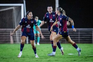 Liga F: Ángela Sosa alza al Levante y Alba Redondo ya marca goles