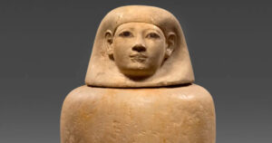 Logran embotellar “El aroma de la eternidad”, el perfume que desprendía una momia del Antiguo Egipto