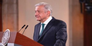 López Obrador planea reunirse con 10 cancilleres para llevar plan migratorio a Biden