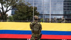 Los combates entre disidencias de las FARC y el ELN dejan al menos nueve muertos