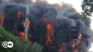 Los combates y los incendios asolan la capital de Sudán – DW – 17/09/2023