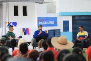 Maduro anunció que habrá 2.000 liceos técnicos en nuevo año escolar