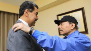 Maduro se reunió con Ortega y otros políticos en el marco de la cumbre G77 en Cuba