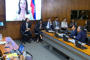 María Corina detalla su estrategia al Senado de Brasil para buscar su habilitación