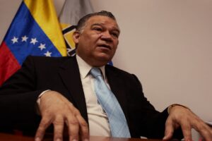 Márquez pide humildad y desprendimiento frente a la "tempestad política"