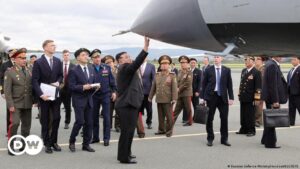 Ministro de Defensa ruso recibe a Kim en Vladivostok – DW – 16/09/2023
