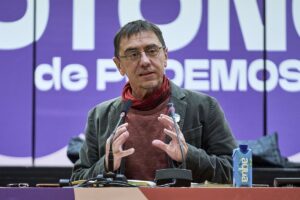Monedero denuncia la "guerra sucia" desplegada contra Podemos tras el archivo del caso Neurona para él y la formación