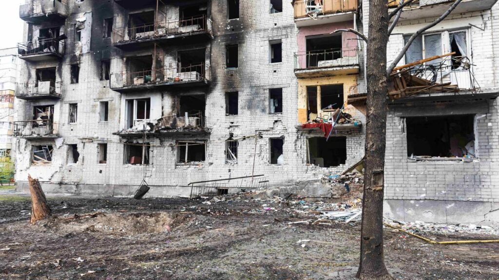 Mueren al menos dos civiles tras un ataque ruso en Jersón