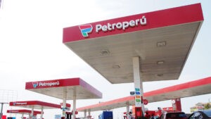 Presentan proyecto de ley que busca privatizar la principal petrolera de Perú - AlbertoNews