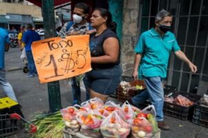 Pronostican estancamiento de la economía venezolana tras dura caída que experimentó en primer semestre de 2023