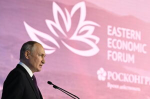 Putin dice que espera una guerra larga y rechaza un alto el fuego "porque Ucrania se rearmara"
