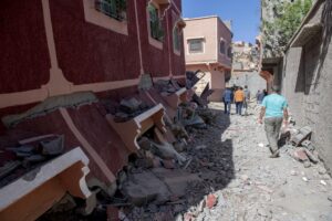Rescatistas redoblan esfuerzos para hallar sobrevivientes del terremoto en Marruecos - AlbertoNews