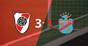 River Plate superó a Arsenal con dos tantos de Miguel Ángel Borja
