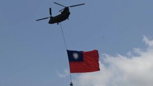 Taiwán alerta que detectó 68 aviones de guerra y 10 buques chinos cerca de su territorio - AlbertoNews