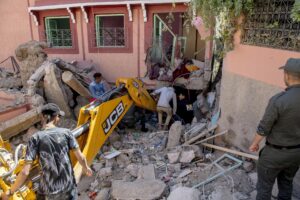 Terremoto en Marruecos, más de 2.000 muertos y 2.000 heridos: buscan a supervivientes entre los escombros de los edificios derrumbados - AlbertoNews