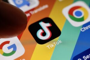 TikTok quiere incorporar enlaces externos al buscador de Google en su aplicación - AlbertoNews