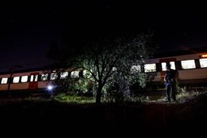 Tragedia en Montmeló: cuatro jóvenes mueren arrollados por un tren.