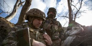 Un tribunal ucraniano condena a 15 años de cárcel a un artillero por colaborar con el Ejército ruso
