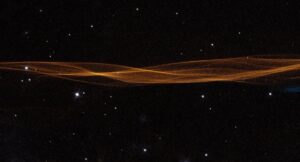 Una supernova de hace 20.000 años acelera su expansión a más de 800.000 kilómetros por hora