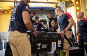 Una treintena de bomberos andaluces se desplaza a Marruecos para ayudar en las labores de rescate tras el terremoto