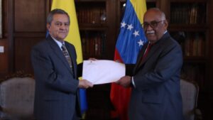 Venezuela abrirá cinco nuevos consulados en Colombia para finales de año
