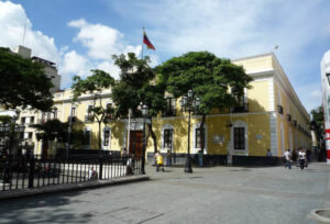 Venezuela advierte que tomará medidas ante proceso "ilegal" de Guyana en el Esequibo