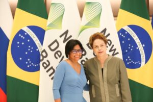 Vicepresidenta Ejecutiva sostuvo encuentro con Dilma Rousseff en el Banco de los Brics |