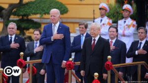 Vietnam hace equilibrios entre Estados Unidos y Rusia – DW – 12/09/2023