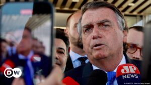 corte electoral mantiene inelegibiliad de Bolsonaro – DW – 29/09/2023