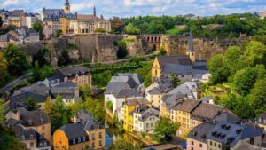 Los conservadores del CSV ganan las elecciones en Luxemburgo y confían en poder formar Gobierno