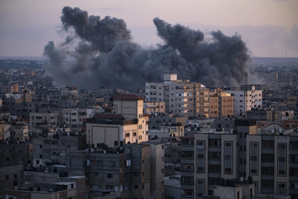 A seis días de guerra entre Israel y Hamás: van más de 2.400 muertos en ambos bandos