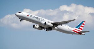 American Airlines eleva a once el número de aviones E175 encomendados a Embraer este año