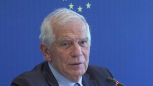 Borrell subraya que la Comisión no fija la política exterior de la UE tras el alineamiento de Von der Leyen con Israel