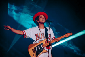 Bruno Mars canceló un concierto en Tel Aviv tras los ataques terroristas de Hamás