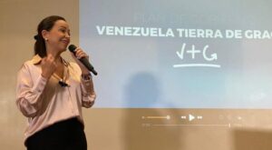 Candidata María Corina Machado desafía las declaraciones del canciller venezolano sobre la participación política libre en el país