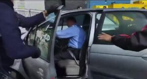 Capturan a conductor que causó caos en grados de Los Andes en el Movistar Arena