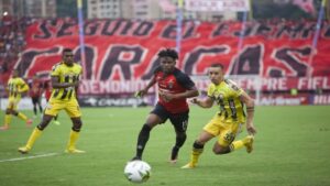 Caracas y Táchira empatan 0-0 en el inicio de fase final de fútbol profesional 2023