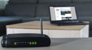 Cómo cambiar la contraseña del WiFi de casa si notas mala conexión