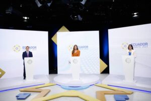Debate presidencial en Ecuador: candidatos hicieron propuestas para mantener equilibrio en las finanzas y mitigar efectos de El Niño - AlbertoNews