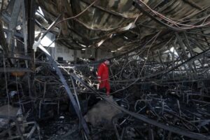 Difunden nuevas imágenes del momento en el que se originó incendio en una boda de Irak que acabó con la vida de más de 100 personas