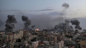 El Ejército israelí afirma haber atacado más de 1700 objetivos en su contraofensiva sobre Gaza